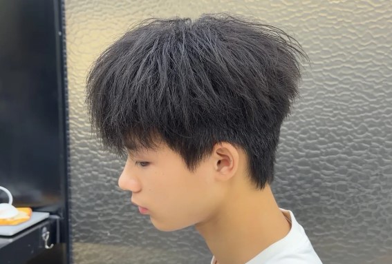 男生鋼夾燙